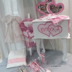 ΚΑΡΔΟΥΛΑ πλήρες βαπτιστικό σετ με ΞΥΛΙΝΗ ΕΤΑΖΕΡΑ ΤΖΑ-08128 320€!!! ΚΑΡΔΟΥΛΑ πλήρες βαπτιστικό σετ με ΞΥΛΙΝΗ ΕΤΑΖΕΡΑ ΤΖΑ-08128 320€!!!